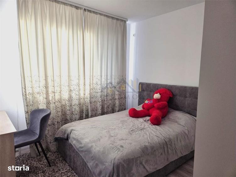 Apartament cu 3 camere decomandat în Mărăcineni