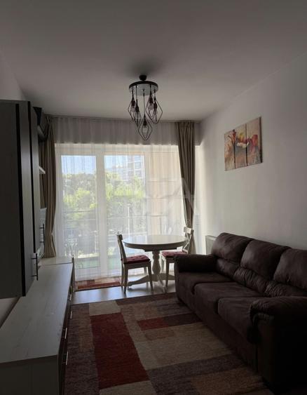 Apartament cu 2 camere semidecomandat, mobilat în Lujerului