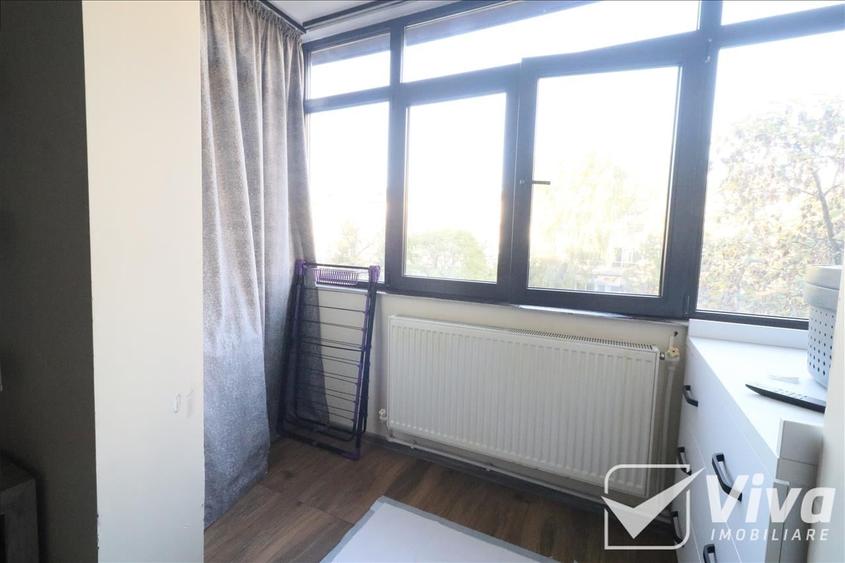 Apartament cu 3 camere semidecomandat în Alexandru cel Bun