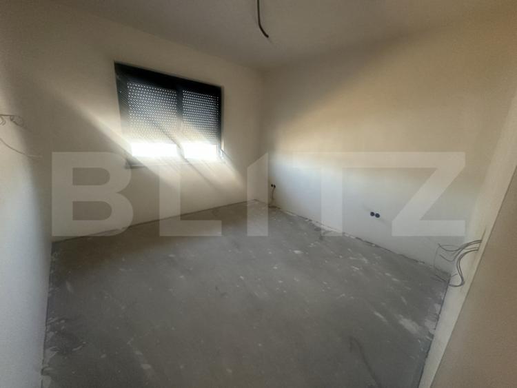 Casă cu 4 camere cu Teren 350 Mp în Odoreu
