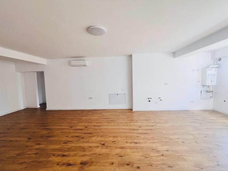 Apartament cu 2 camere semidecomandat în Pipera