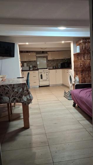 Casă cu 3 camere cu Teren 1300 Mp în Smeeni