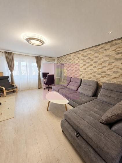 Apartament cu 3 camere decomandat în Unirii