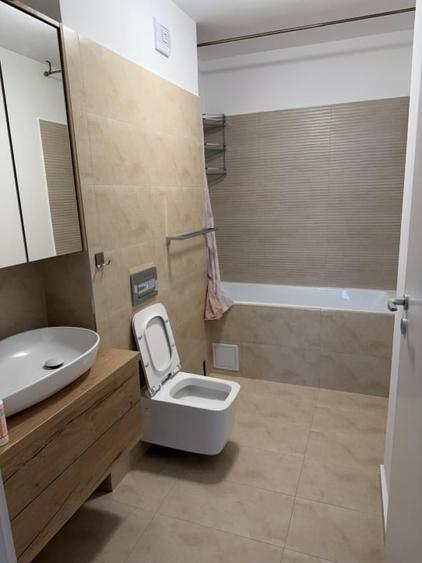Apartament cu 2 camere decomandat, mobilat în Răcădău