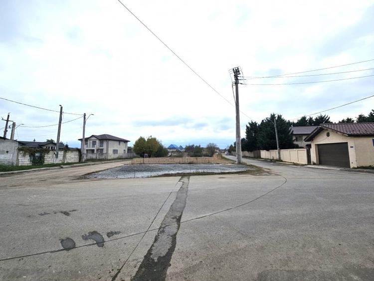 Teren Construcții intravilan de 1269 mp, în Ștefăneștii de Jos