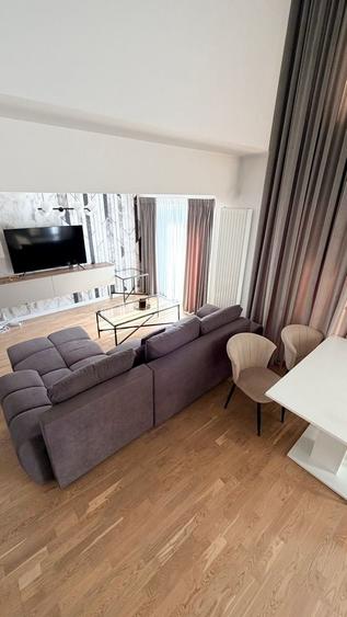 Apartament cu 3 camere decomandat, mobilat în Aviației