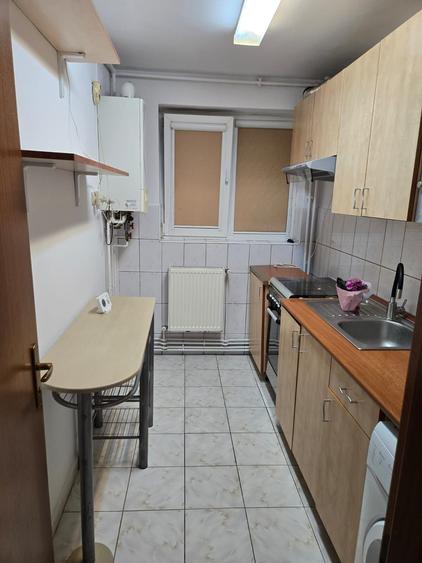 Apartament cu 2 camere decomandat în 23 August (Cațelul)