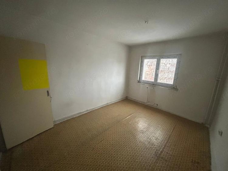 Apartament cu 2 camere decomandat în Ampoi 2
