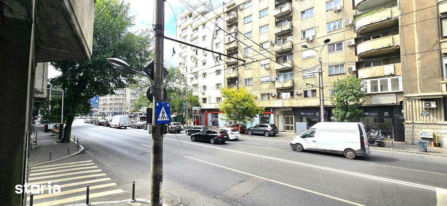 Apartament cu 4 camere în Moșilor