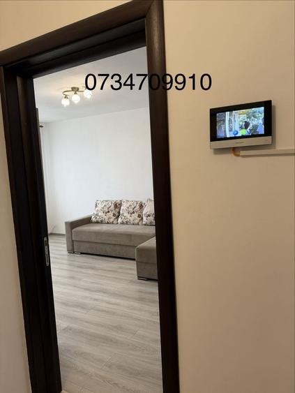 Apartament cu 3 camere decomandat în Obor
