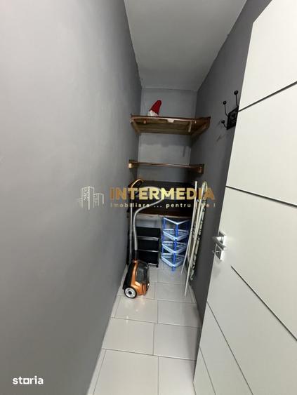 Apartament cu 2 camere, mobilat în Cetate