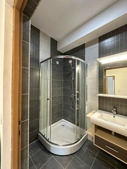 Apartament cu 2 camere decomandat în Primo