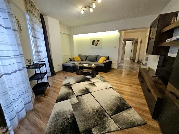 Apartament cu 2 camere decomandat în Complex Studențesc