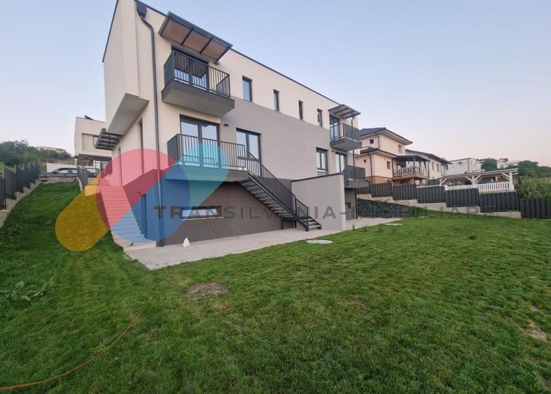 Duplex cu 4 camere cu Canalizare în Dezmir