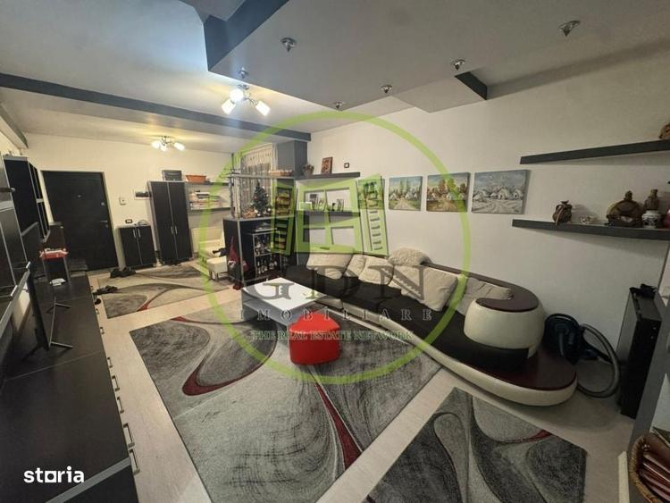 Apartament cu 3 camere semidecomandat, mobilat în Calea Severinului