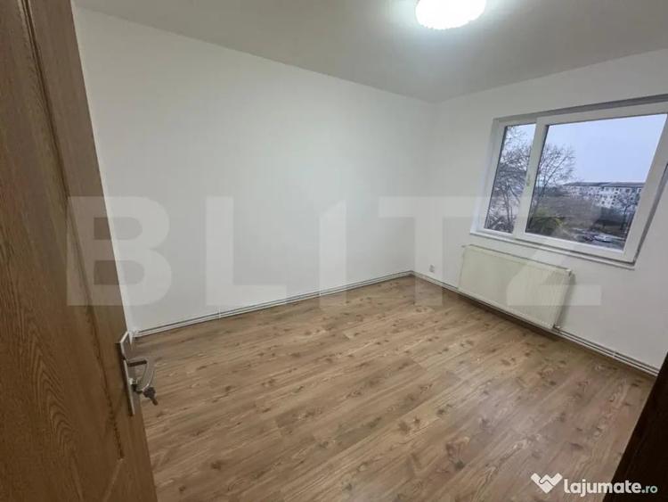 Apartament cu 2 camere decomandat în Micro 14