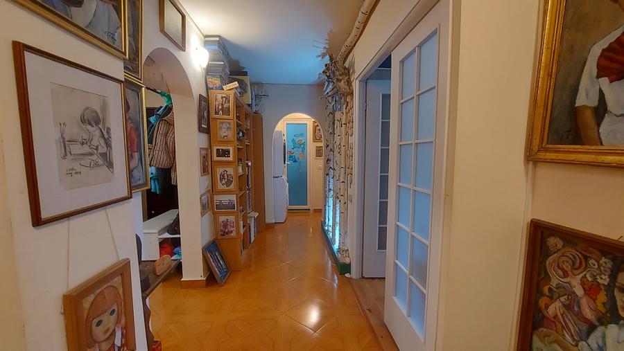 Apartament cu 4 camere decomandat în Vitanul Nou