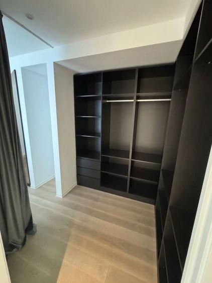 Apartament cu 4 camere semidecomandat, mobilat în Primăverii