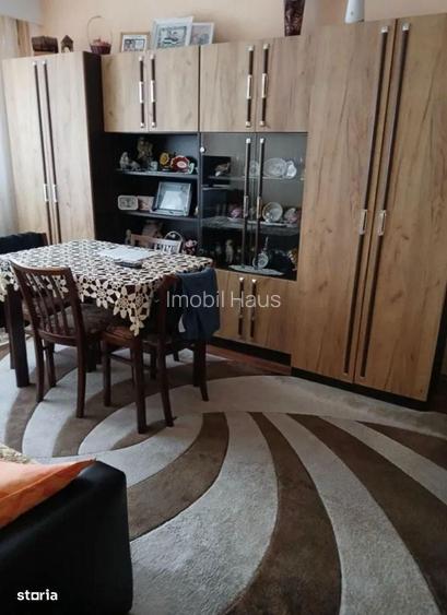 Vand apartament 2 camere Manastur
