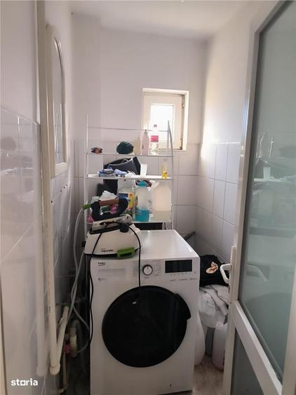 Apartament cu 3 camere, mobilat în Central