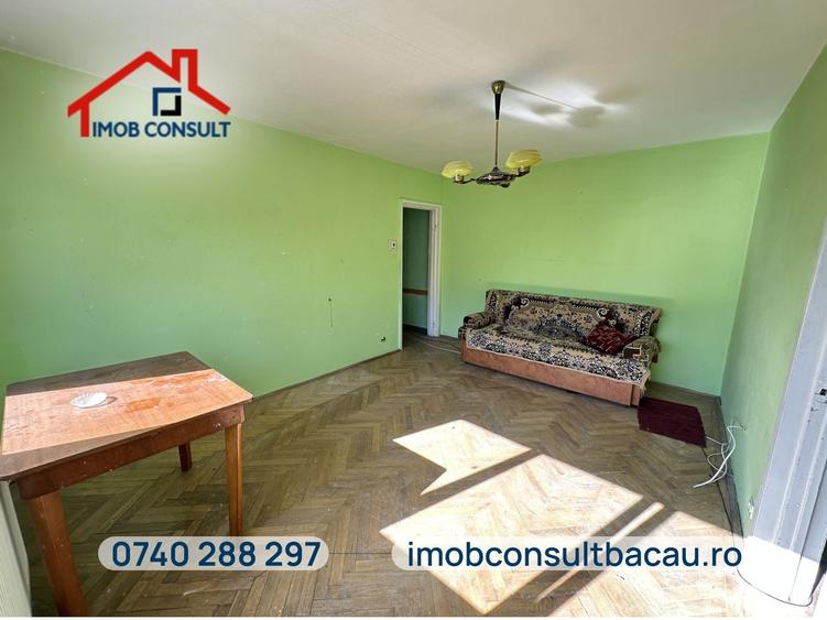 Apartament cu 3 camere semidecomandat în Orizont