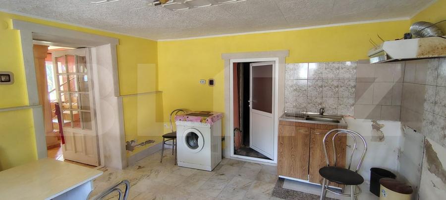 Casă individuală cu 4 camere cu Garaj în Exterior Vest