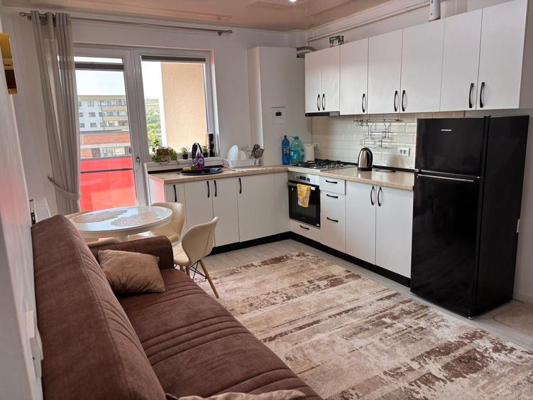 Apartament cu 2 camere semidecomandat în Vișan
