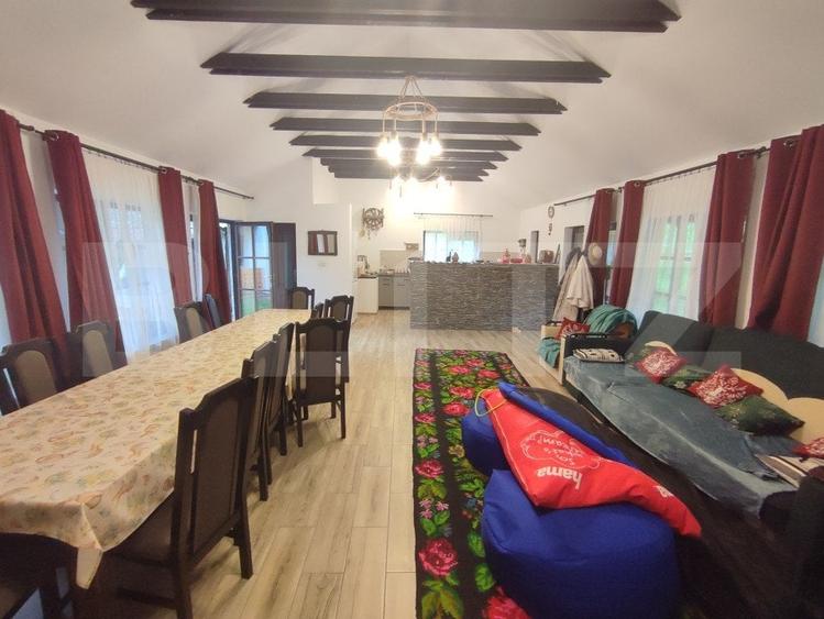 Casa de vacanta si anexe in  Stulpicani - 5