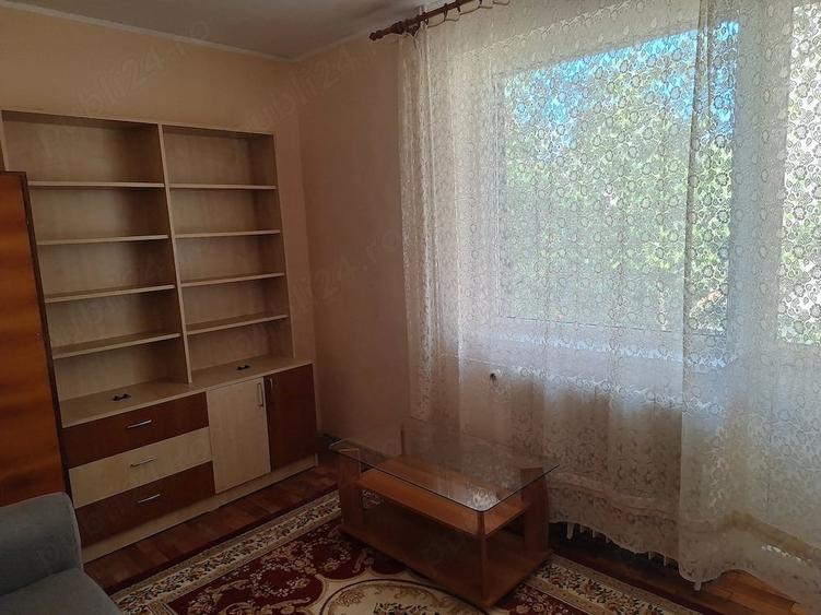 Apartament cu 2 camere nedecomandat în Central