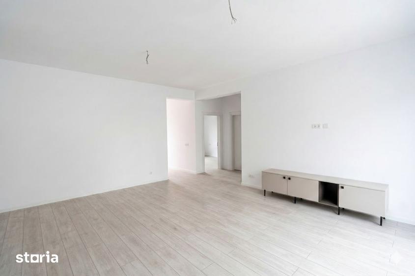 Casă cu 3 camere cu Teren 300 Mp în Central
