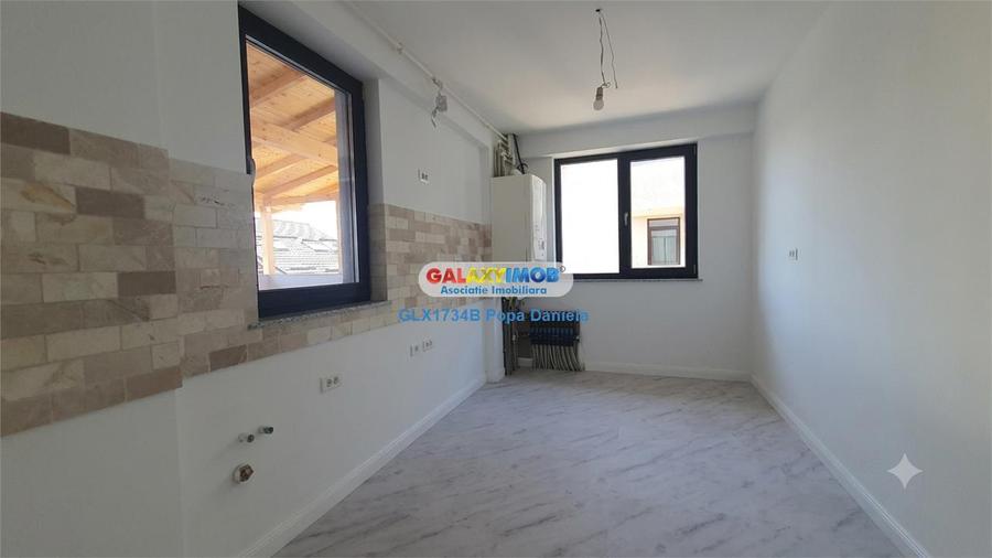 Apartament cu 5 camere decomandat în Mihai Bravu