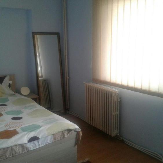 Apartament cu 3 camere decomandat în Bd. Independenței