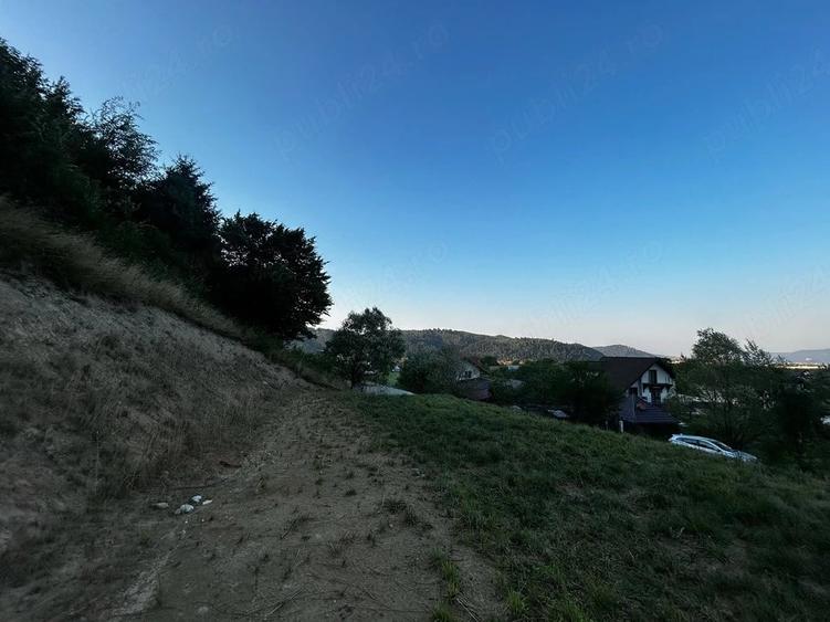 Teren de 1571 mp, în Central