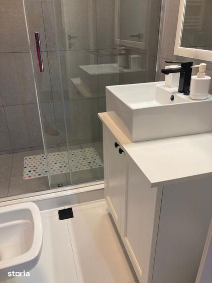 Apartament cu 3 camere în Aeroport