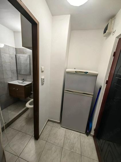 Garsonieră semidecomandată în Badea Cârțan