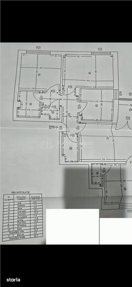 Apartament cu 4 camere decomandat în Bordei