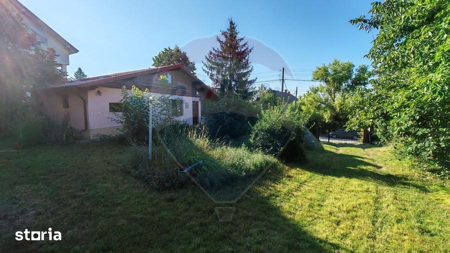 Casă cu 4 camere cu Teren 1294 Mp în Tâncăbești