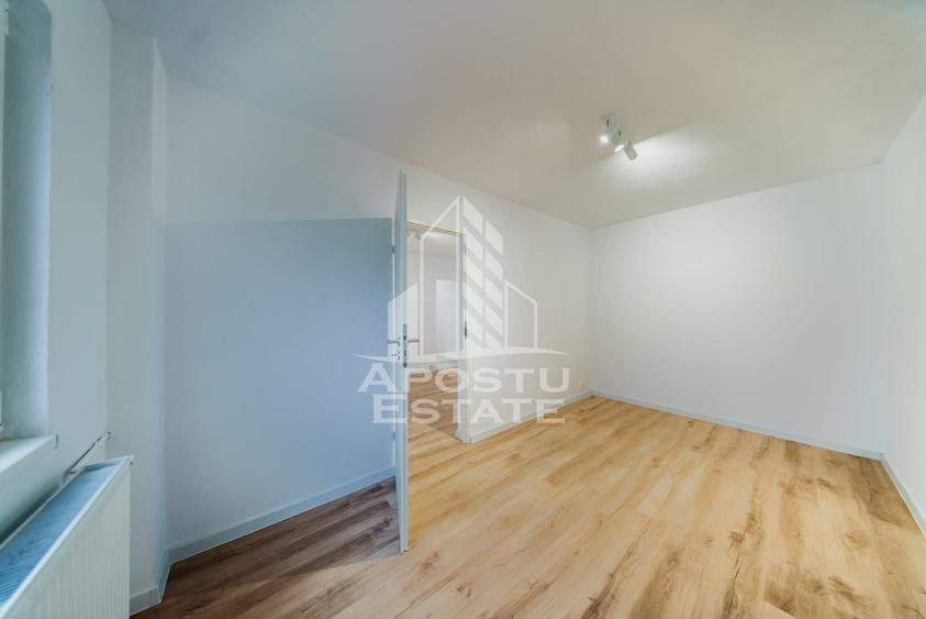 Apartament cu 2 camere semidecomandat în Aurel Vlaicu