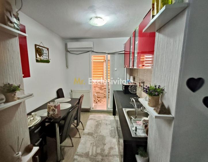 Apartament cu 3 camere decomandat, mobilat în 9 Mai