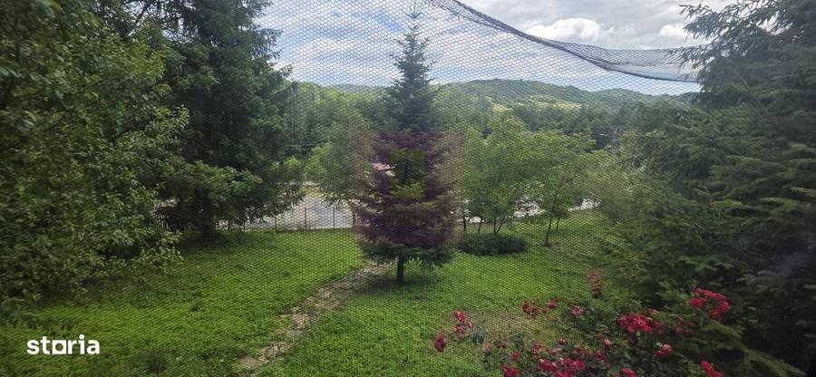 Casă cu 4 camere în Provița de Jos