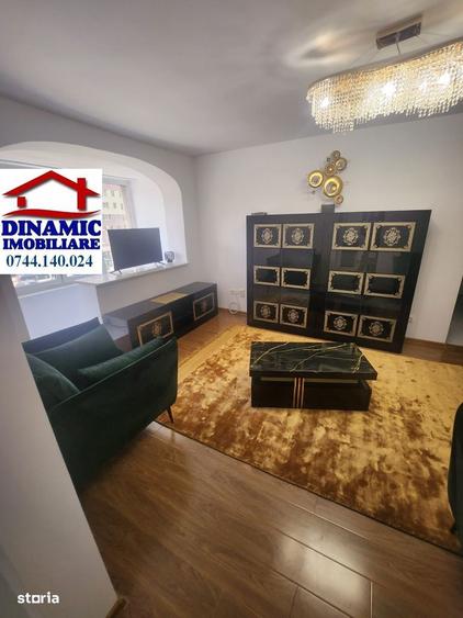 Apartament cu 2 camere semidecomandat, mobilat în Vest