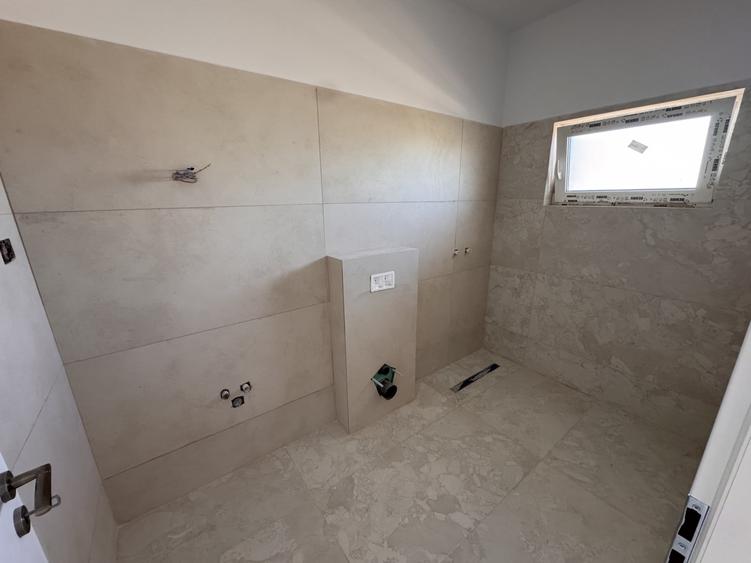 Duplex cu 3 camere cu Canalizare în Moșnița Nouă