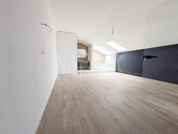 Duplex cu 4 camere cu Canalizare în Iosia