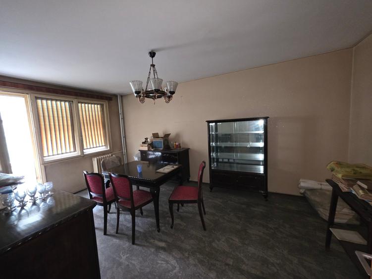 Apartament cu 2 camere decomandat în Tineretului