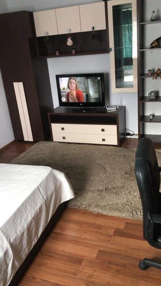 Apartament cu 3 camere decomandat în Ultracentral