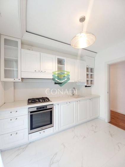 Apartament cu 4 camere decomandat, mobilat în Băneasa