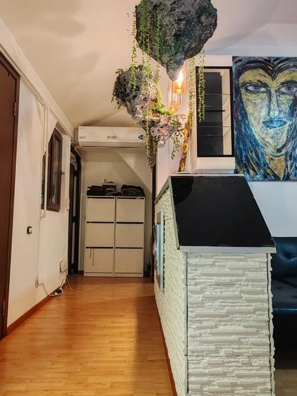 Apartament cu 3 camere semidecomandat, mobilat în Ozana