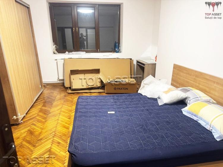 Birou, de 55 mp, în Polonă