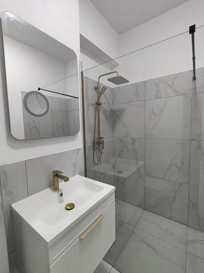 Apartament cu 2 camere semidecomandat, mobilat în Orașul Vechi