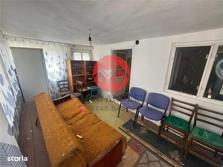 Casă cu 3 camere în Central